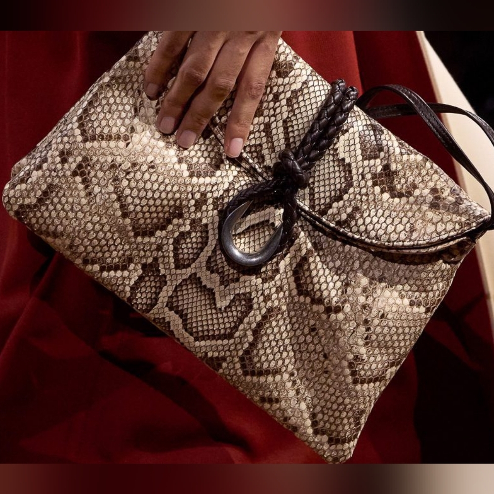 Meet your Posher, Vicky